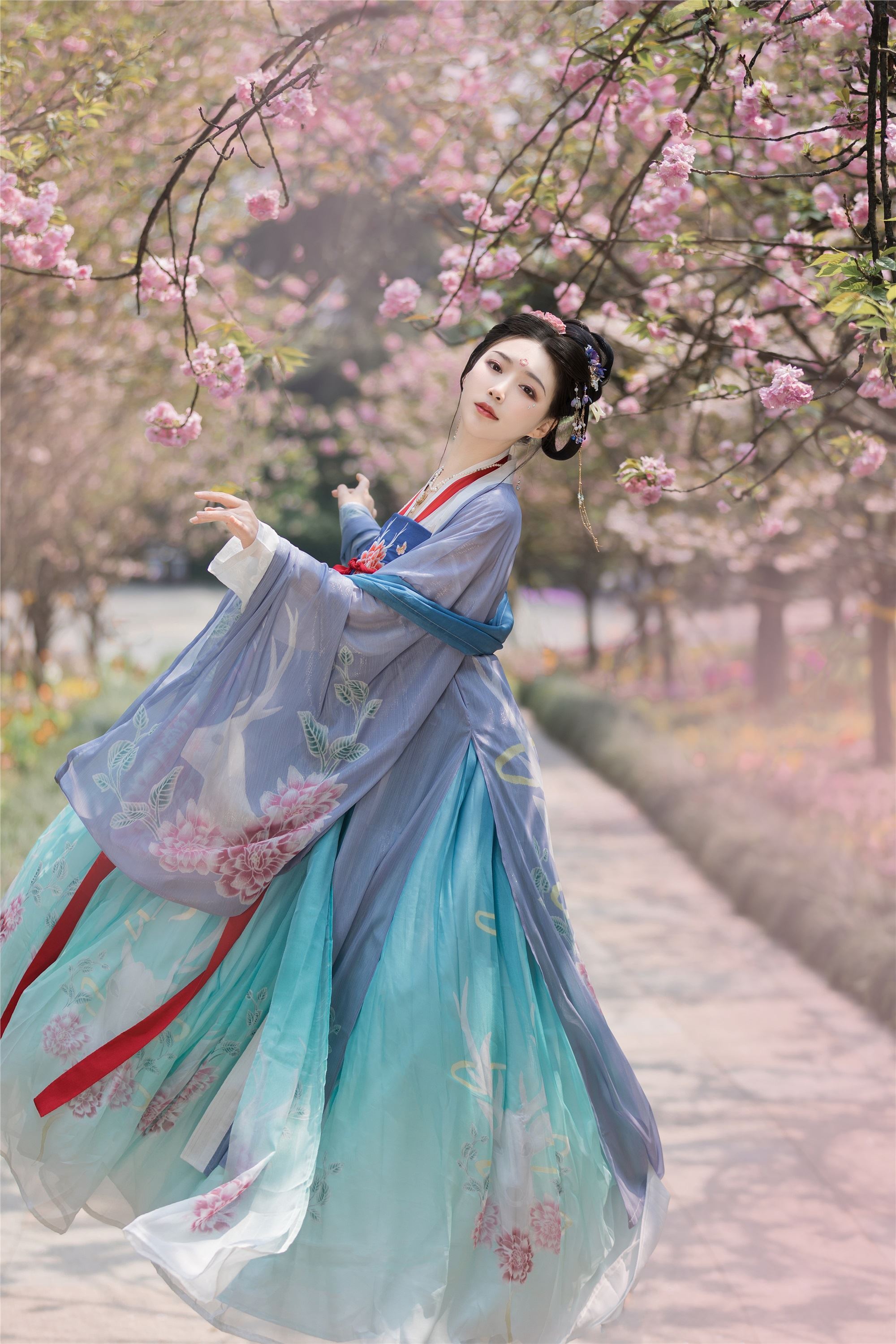 YITUYU艺图语 2021.09.04 美人如樱 青卿